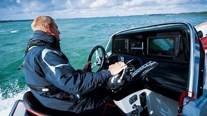 How to make fast turns in a boat: S turns and U turns explained