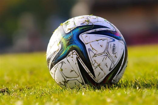 Saarbrücken sign Portsmouth midfielder Abdoulaye Kamara - extratime.com