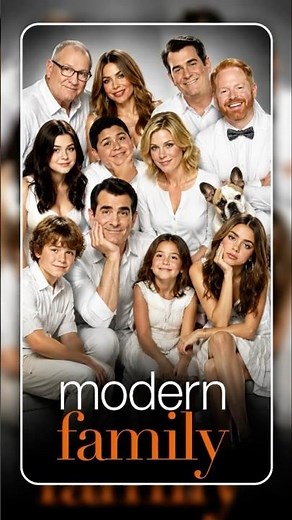 Phil Thought It Was Just a Game… Then the Kiss Cam Found Him｜Modern Family S1E24