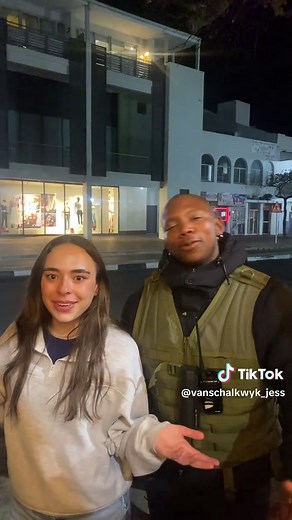 First Year Experiences: Navigating College Life