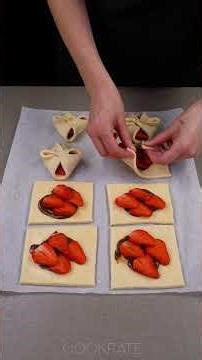 Quick dessert made from puff pastry and strawberries