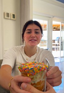 Sima Tries the Viral Dot Cake Reaction