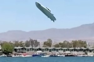 Speedboat flips midair in 200 mph crash, wins race at Lake Havasu — VIDEO