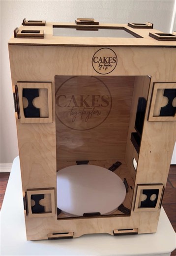 Cake Nest Travel Box: Secure Cake Transport Without Dowels