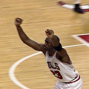 Ahead of ESPN's #TheLastDance airing on Sunday at 9pm/et, check out these great plays from both the Phoenix Suns and Chicago Bulls from the 1993 #NBAFinals! #NBAVault | NBA