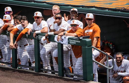 Texas baseball vs Oklahoma game score: Replay, highlights as Longhorns win rivalry series