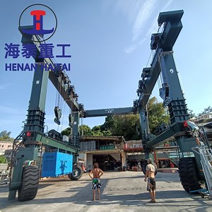 [Hot Item] Large Capacity Boat Lifting Crane 50 Ton to 1200 Ton Mobile Travel Lift Boat Hoist for Shipyard