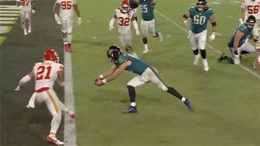 Jaguars QB Trevor Lawrence Falls Down Twice, Still Manages to Get Up and Score Game-Winning TD in Wild Sequence