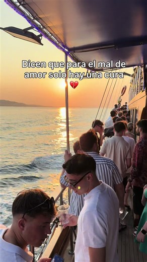 Por qué Malta es el destino número 1 para fiesta en 2026: ambiente internacional, precios, clima y eventos diarios🇲🇹🌴 #verano2026 #viajeconamigos #maltanightlife #españa #malta