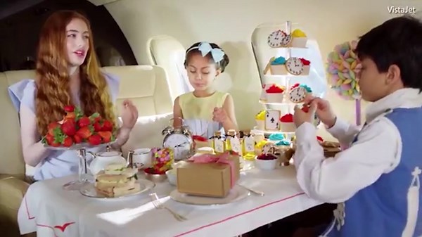Private jet company offers onboard parties for your children