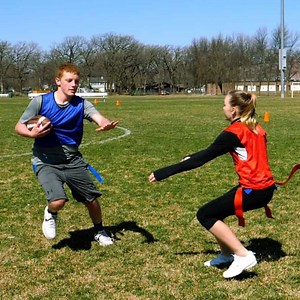 A Quickstart Guide to Flag Football Rules [Video] | Gopher PE Blog