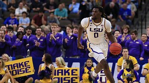 New Recruit Media LLC presents: 6'10 PF NAZ REID, Freshman / ONE and DONE / DECLARES for the NBA #Inmybag #Edition 6’10 PF NAZ REID, Freshman @hollywood.naz LSU FOWARD DECLARES for the NBA DRAFT 13.6 Pts 7.2 Rebs #Hebuiltdifferent #Manchild #1anddone #Hemightbethecoldest 🥶 #WeoutHere 💪🏾🙏🏾❤️❤️❤️❤️❤️❤️❤️💯💯 @lsubasketball @lsuwave NBA on TNT NBA NBA TV LSU LSU Basketball | New Recruit Media LLC