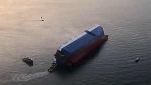 The $800 Million Scandal: The Largest Ship Wreck That Blew Up The U.S. Coastline (Golden Ray)