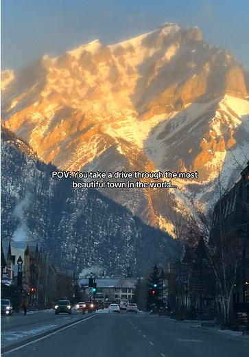 You won’t believe this town…😍👇 Send this to the person you want to go to Canada with🇨🇦🫶🏼 📍Banff in Alberta, Canada Banff is known as one of the most beautiful destinations in the world😍 You get incredible views of the Canadian Rockies right from downtown!!🏔️ Banff is also the gateway to the famous Banff National Park and Icefields Parkway, so don’t forget to take one of the most scenic drives in the world and visit one of the most beautiful national parks while you’re here!!🤩🚗 Things