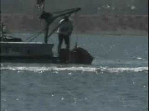 Speedboat Crashes During Race