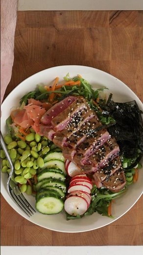 How to Pan-Sear Yellowfin Tuna Steaks