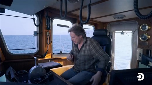 From medical emergencies to mechanical failures. Here's more of the biggest moments in #DeadliestCatch history. | Deadliest Catch