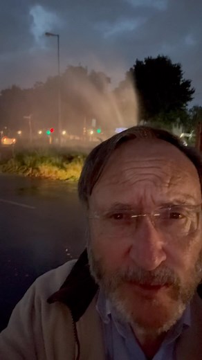 This water burst has been going the entire day in Sandringham, we don’t have a water crisis, we have a corruption and incompetence crisis! | Jack Brian Bloom