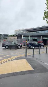 ‼️ NEWS: The Prince of Wales is in Cardiff today where The Royal Foundation is launching its partnership with the Jac Lewis Foundation and Welsh Rugby Union to establish a new mental health hub in Cardiff’s Principality Stadium on World Suicide Prevention Day. Prince William spoke to Jac’s family members and teammates from Jac’s football team, Ammanford FC, during his visit to new a mental health hub operated by the Jac Lewis Foundation. | Kate Middleton