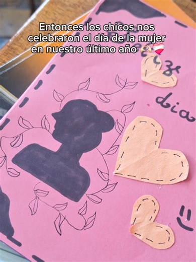 Fue un lindo gesto de su parte, los mejores!! ❤️‍🩹🎓🥹#prom26b #colegio #diadelamujer #parati #viral