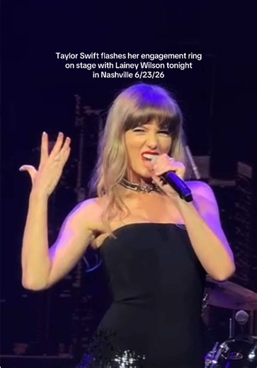Taylor Swift and Lainey Wilson Singing 'Love Story' Together in Nashville (June 2026)