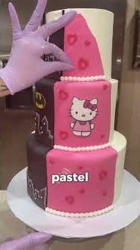 They asked me for a wedding cake… and I ended up making Hello Kitty with Batman 😏🤩