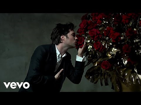 Rufus Wainwright - Going To A Town (Official Music Video)