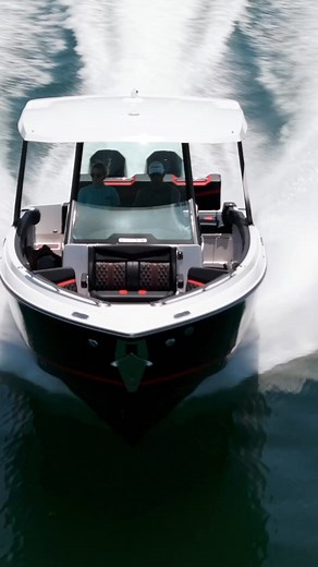 The 3X award-winning Elite 30 🔥 The Monterey Elite 30 has made history as the first model in the marine industry to achieve an award trifecta—something no other boat has ever done. Named Boating Magazine’s 2024 Boat of the Year, recognized with the Miami International Boat Show Innovation Award, and most recently honored as one of Boating Industry’s Top Products of 2025, the Elite 30 has cemented its place as one of the most celebrated models in its class. | Monterey Boats