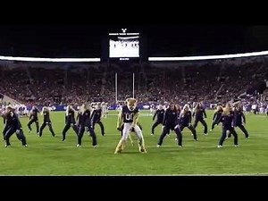 BYU Cheerleaders and Mascot Kill their Dance Routine