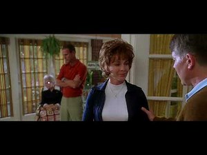 Apollo 13 (1995): Jim Lovell's mother meets Neil Armstrong and Buzz Aldrin