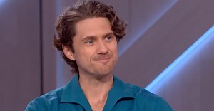 WATCH: Aaron Tveit on Schmigadoon!, Broadway Shutdown, and Missing American Idol Auditions