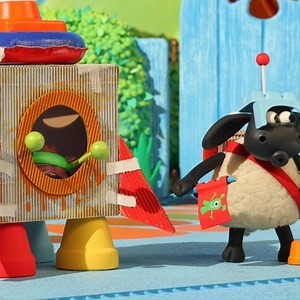 There's an alien invasion at the nursery! | Timmy Time