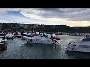 How not to dock, yacht fail !