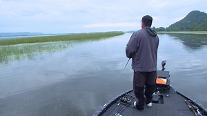 “IT’S A START” 🗣️ Matt Adams Adams started Championship Saturday with a 🐸 and now has a full 5️⃣ bass limit, eyeing the top spot unofficially on BassTrakk. #bass #bassmaster #BassOpens #BassEQ | Bassmaster