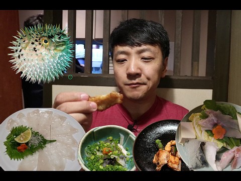 Eating EXTREMELY Poisonous Fugu (Puffer Fish) in Osaka Japan