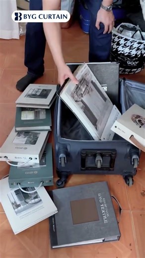 Đi qua nhiều đại lý, thấy quyển mẫu BYG luôn hiện diện.