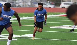 USC Recruiting Roundup: A 2022 commit, a new offer and an All-Star game addition