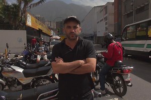 Arrêtés au Venezuela, deux journalistes racontent leur expérience d'une "violence inouïe"