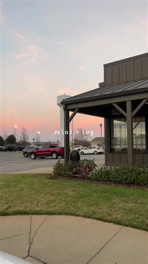 Dinner with Momma: A Joyful Mini Vlog Experience