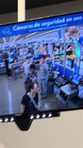 Can u believe i did this in the store 😱😱😳#gymbro #hotguys