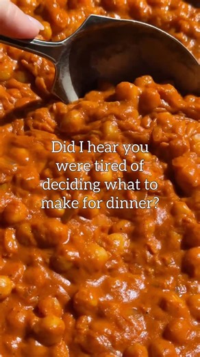 Sarah Bond on Instagram: "Here are 5 of our top easy vegetarian dinners for you to cook this week (all made in about 30 minutes or less!) Comment 👉 “recipes” and I’ll send you ALL of them! On the menu: 🇮🇳 Butter Chickpeas 💪 High-Protein Alfredo Casserole 🌱 Chickpea Fritters 🇮🇹 Pesto Chickpeas 🔥 Buffalo White Bean Tacos Comment 👉 “recipes” and I’ll send them your way! vegetarian recipes | comfort food | cozy recipes | vegetarian dinners"