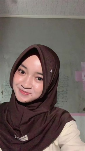 Aluna Bergo: Pilih Ukuran S atau M? Panduan Bergo Pet Tebal