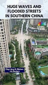 WATCH: Huge Waves And Flooded Streets as Typhoon Ragasa Makes Landfall in Southern China | N18G