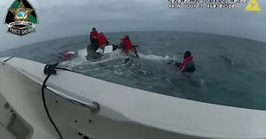 Boaters rescued after capsizing in the Gulf of Mexico