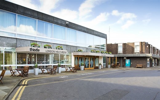 How to use the pods to get from Thistle Hotel to Terminal 5