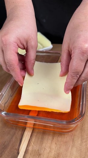 How to make homemade cheddar cheese: easy recipe for beginners | SuperChef