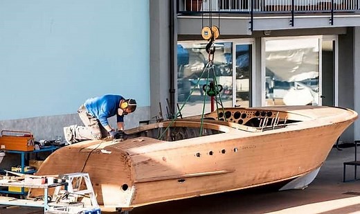 How to Build a Wooden Boat? [Step by Step Guide by Expert]