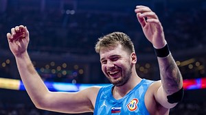 How do the 2024 Men's Olympic Basketball Qualifying tournaments work?