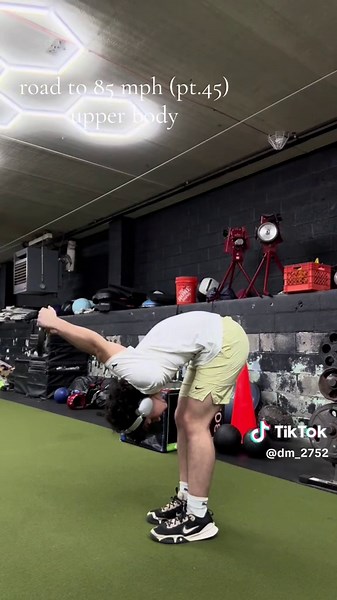 Baseball Workout: Upper Body Strength Training Routine