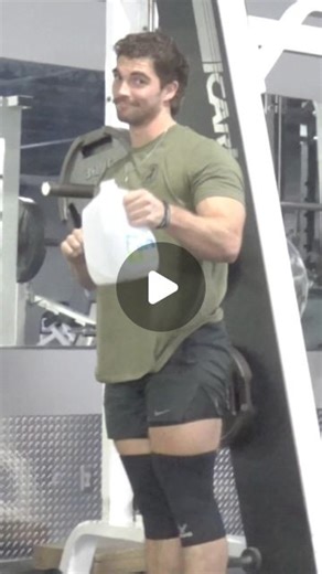Cole Jernstedt on Instagram: "Gainage Application. • #colejernstedt #reels #reelsinstagram #explorepage #gymmotivation"